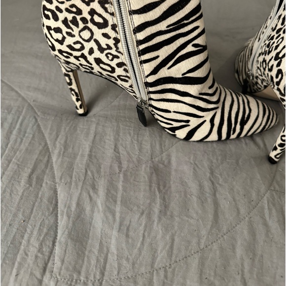 Leopard bootie - Picture 2 of 5